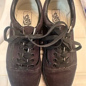 Vans old skool all black size 8mens 9.5 women